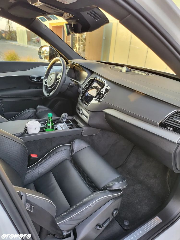 Volvo XC 90 D5 AWD R-Design - 10