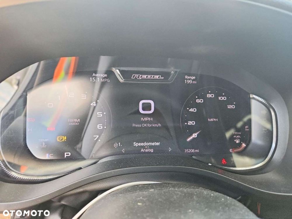 RAM 1500 - 11