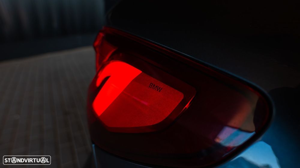 BMW 116 d Pack Desportivo M - 32