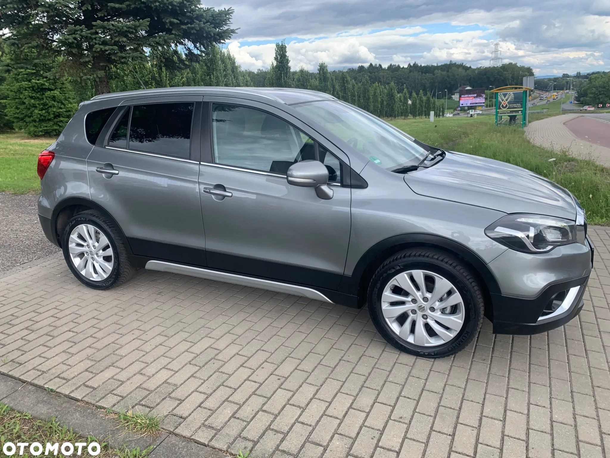 Suzuki SX4 S-Cross 1.4 Boosterjet Hybrid ALLGRIP Comfort+ - 3