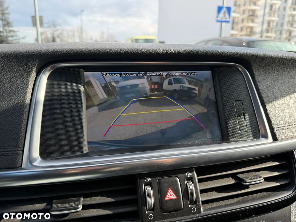 Kia Optima Plug-in Hybrid - 22