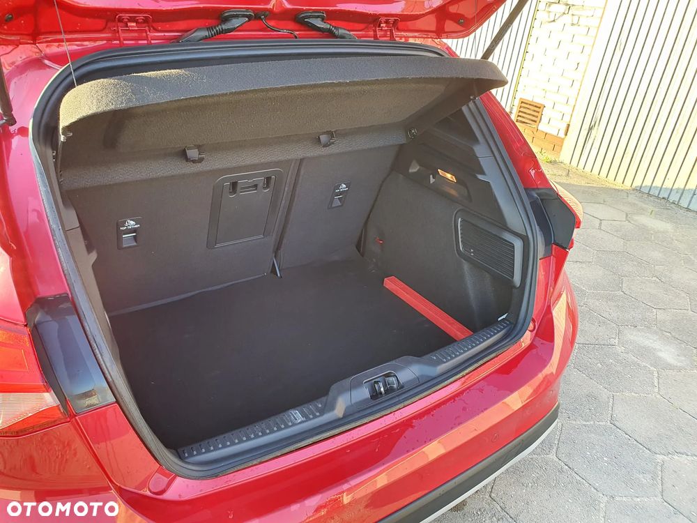 Ford Focus 1.0 EcoBoost mHEV Active X - 11