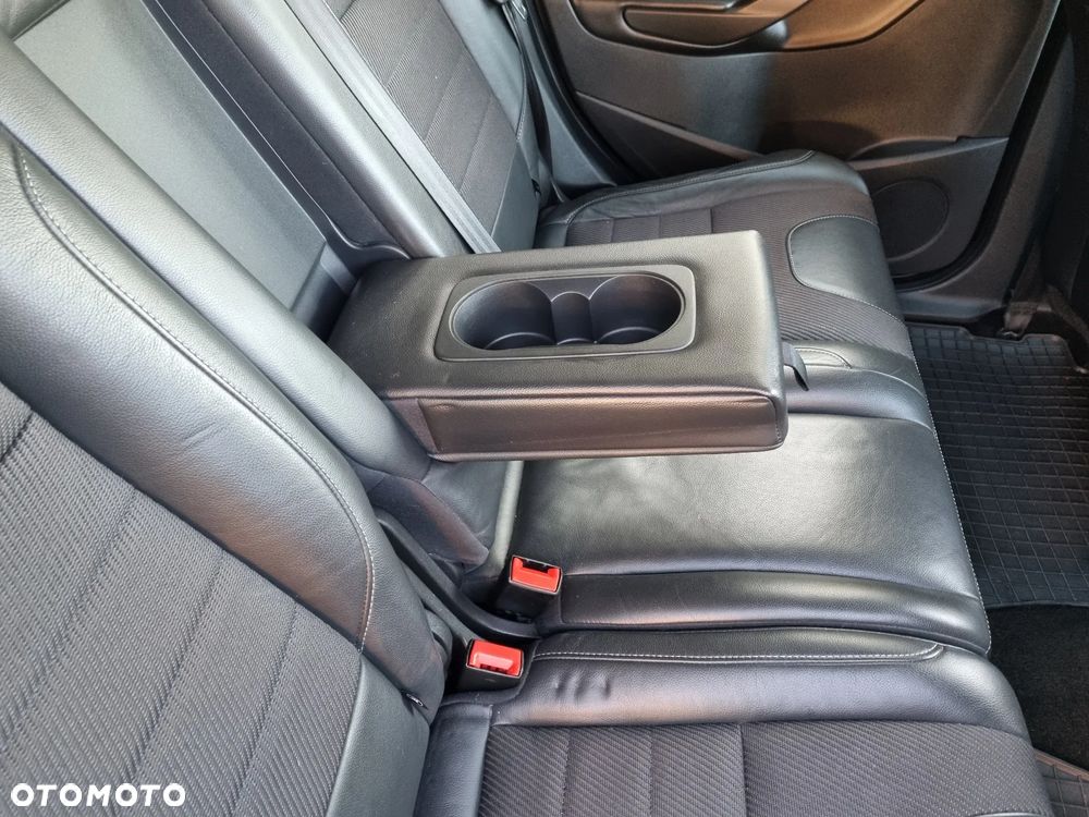 Ford Kuga 2.0 TDCi 4x4 Titanium - 21