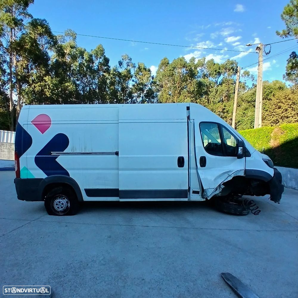 Peugeot Boxer 2.2 HDI 150 cv de 2015 – Peças Usadas - 4