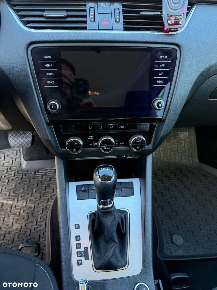 Skoda Octavia 2.0 TDI SCR Ambition DSG - 11