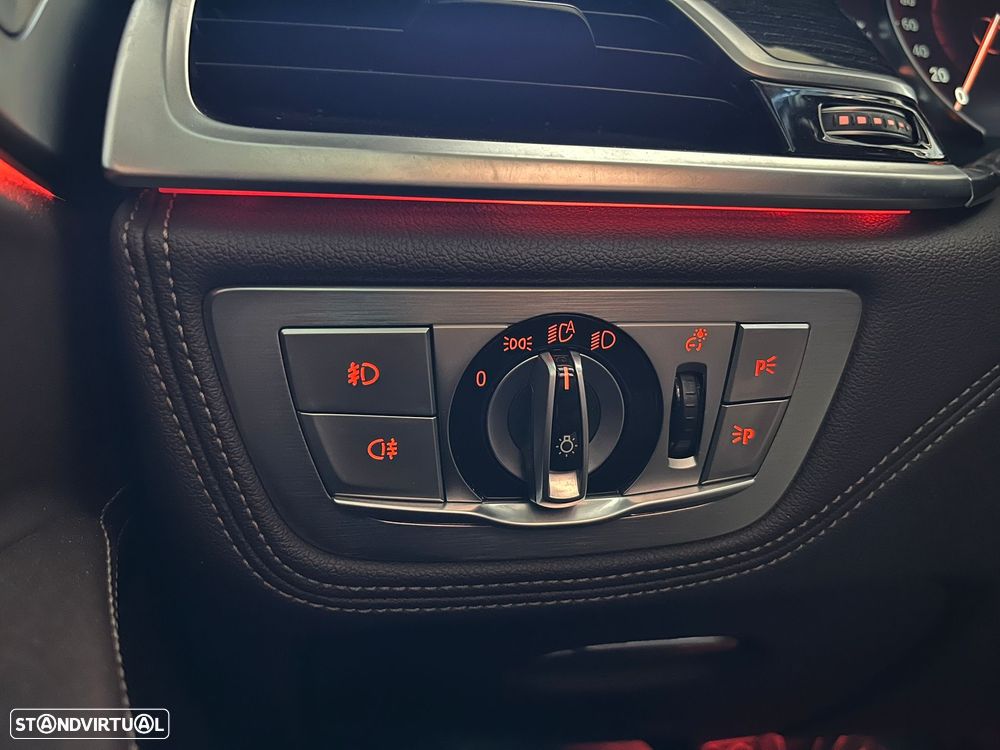 BMW 730 d Pack M - 27