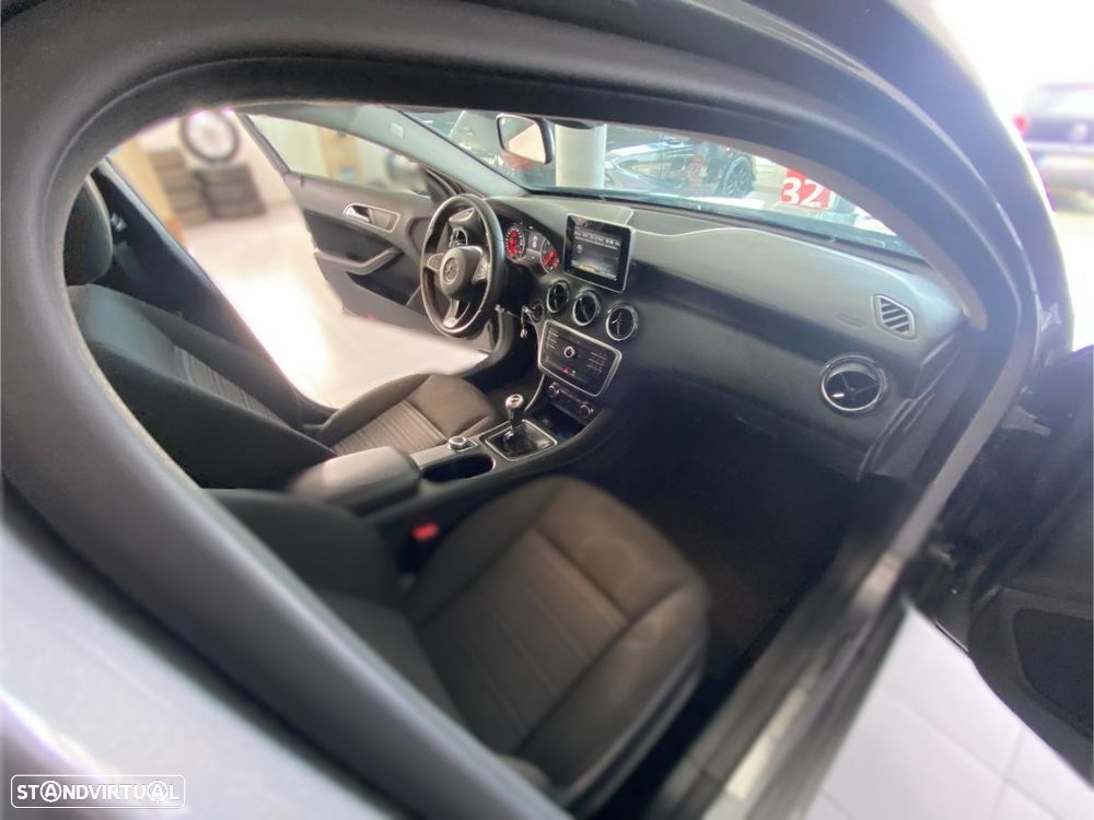 Mercedes-Benz A 180 CDI BlueEFFICIENCY Edition - 16