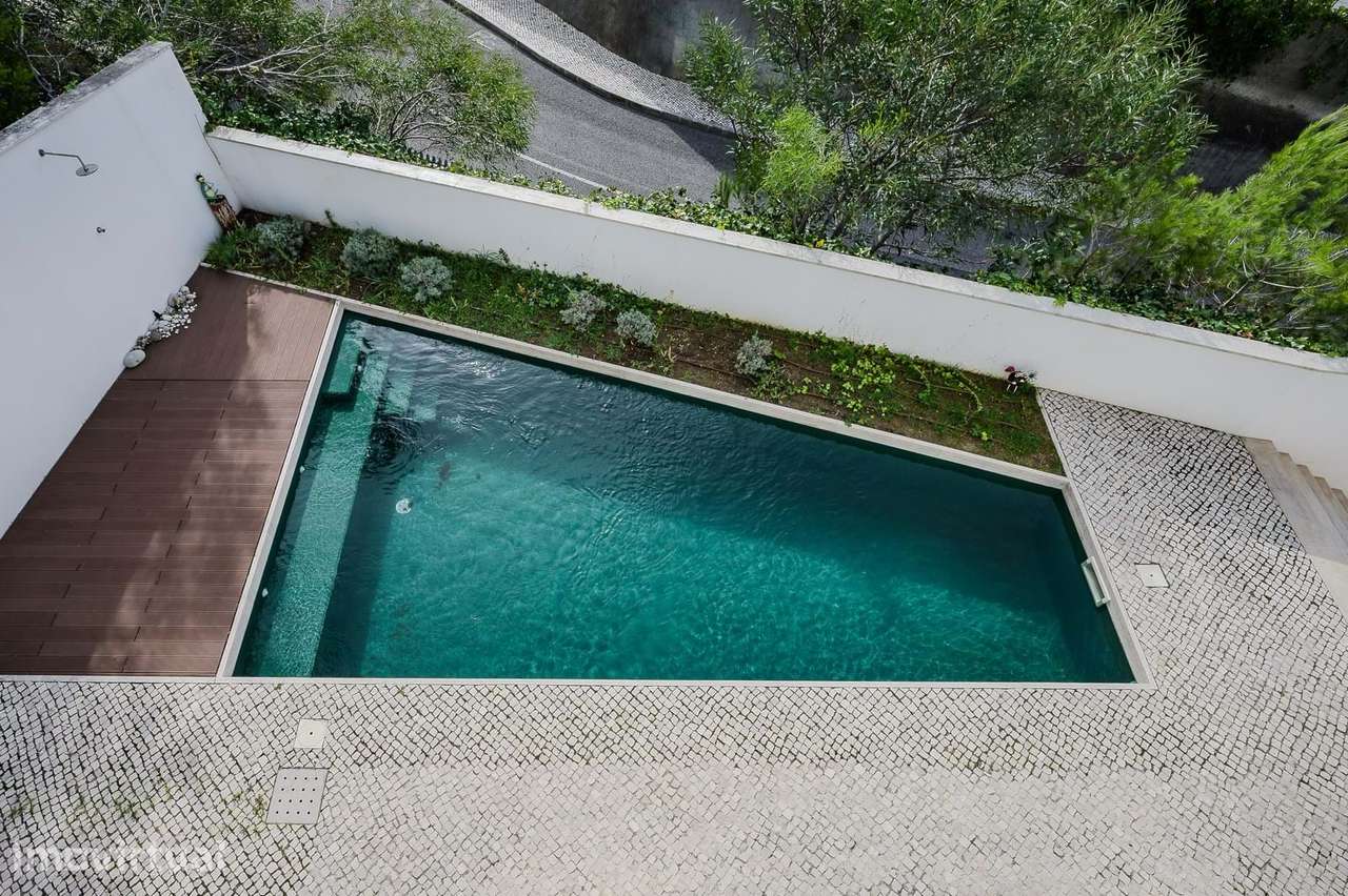 Arrendamento de Moradia T4+1 Contemporânea com Piscina e Vista Mar – J - Grande imagem: 3/60