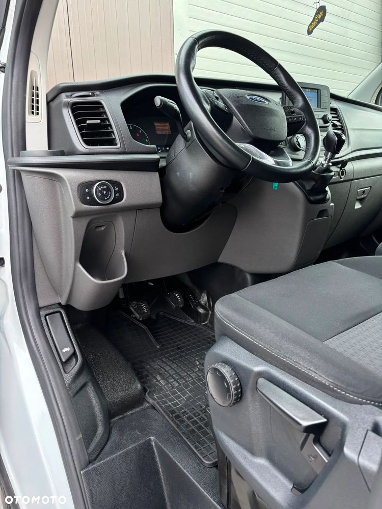 Ford Transit Custom - 23