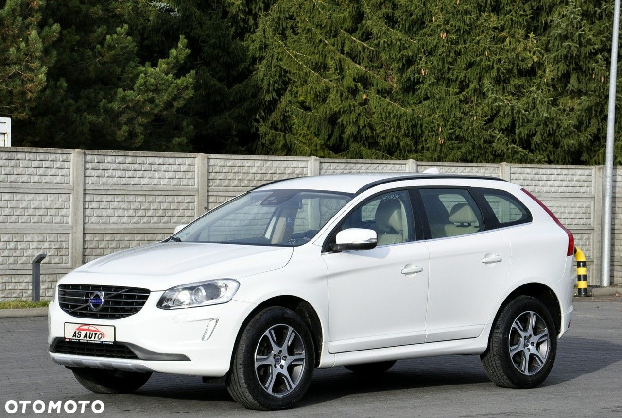 Volvo XC 60 D4 Drive-E Momentum - 24