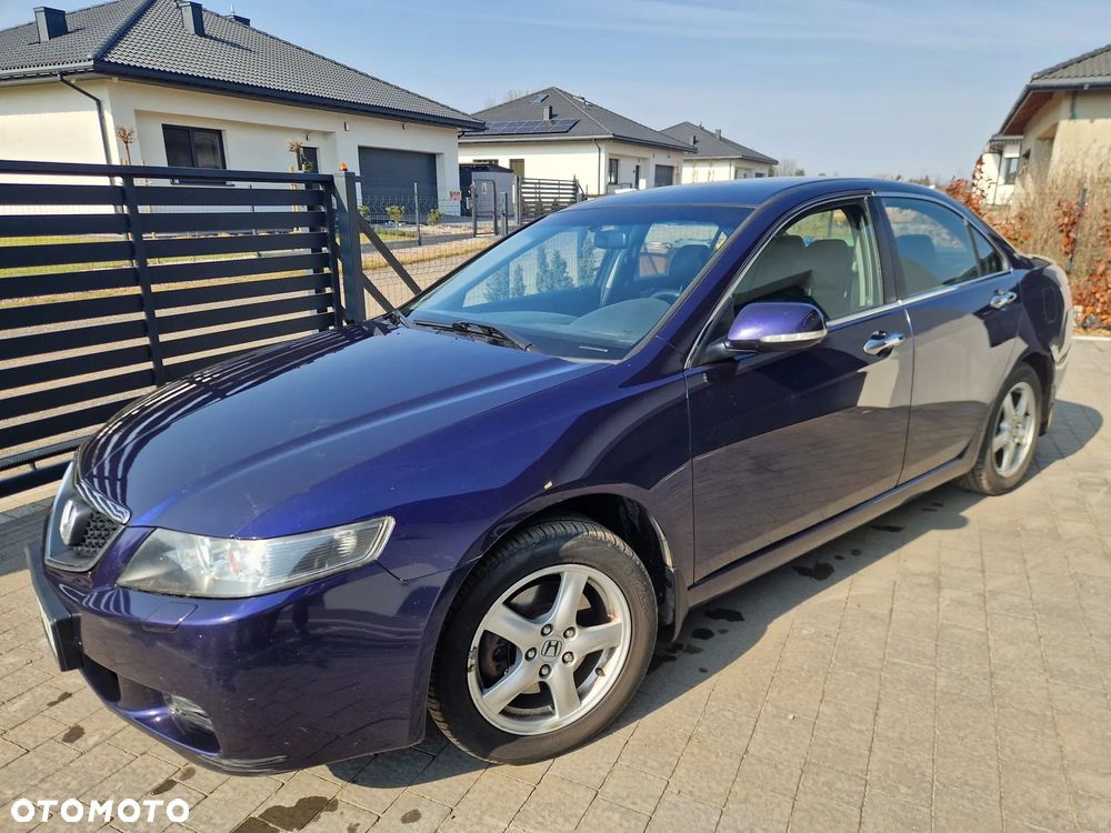 Honda Accord 2.0 Executive - 1