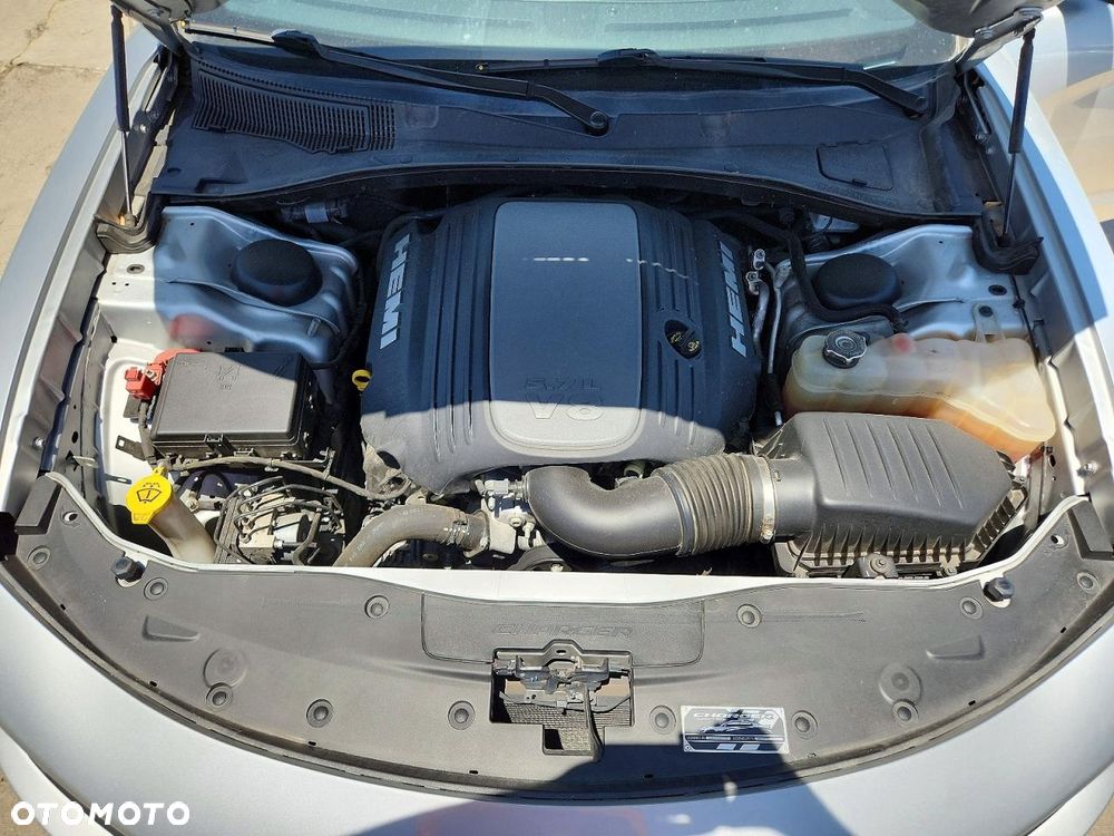 Dodge Charger 5.7 R/T - 12