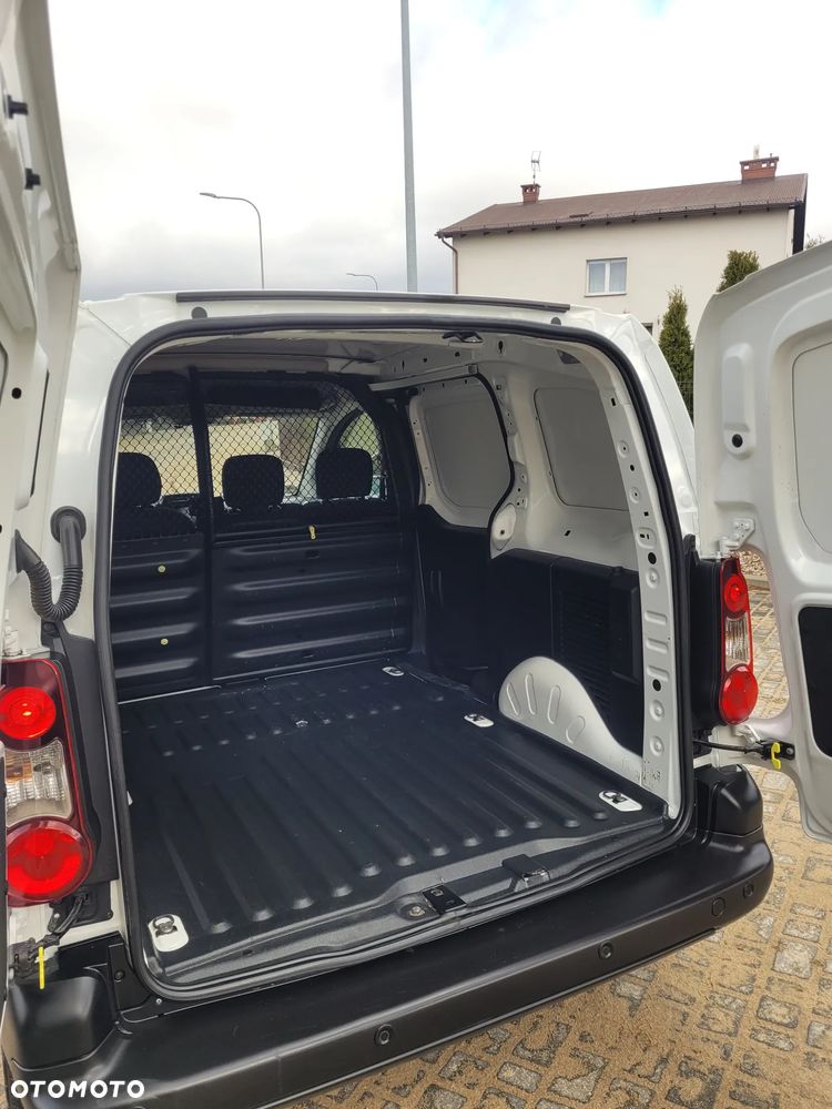 Peugeot Partner - 11
