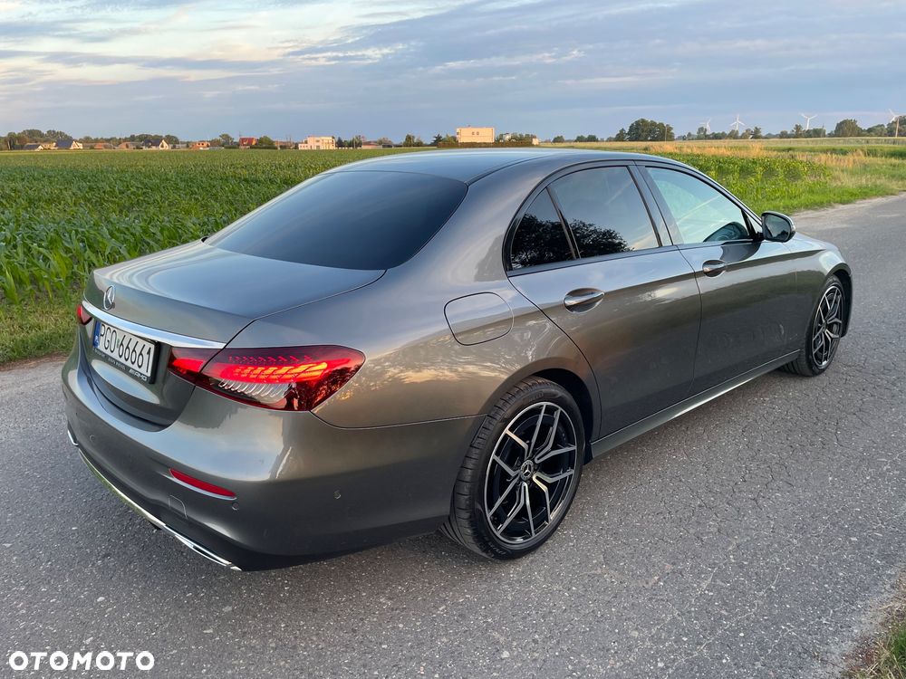 Mercedes-Benz Klasa E 220 d 4-Matic AMG - 11