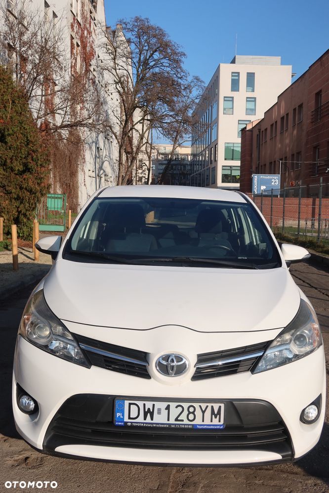 Toyota Verso - 15