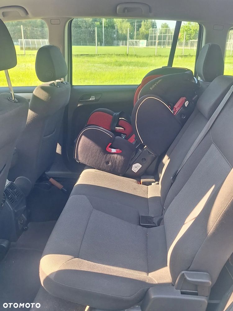 Opel Zafira 1.8 Enjoy - 12