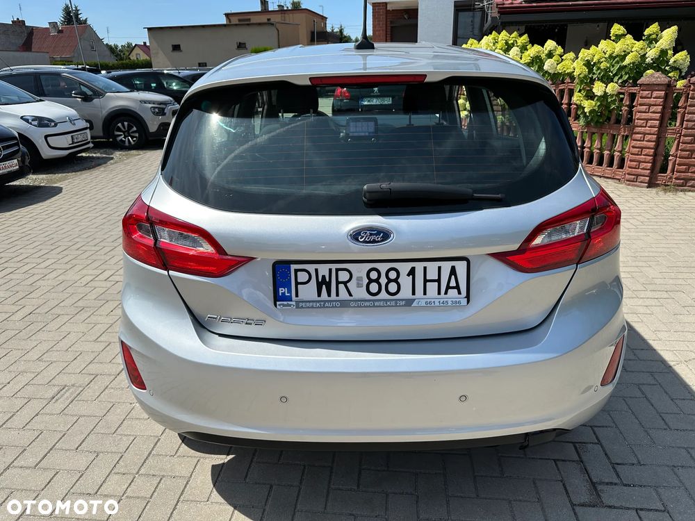 Ford Fiesta - 32