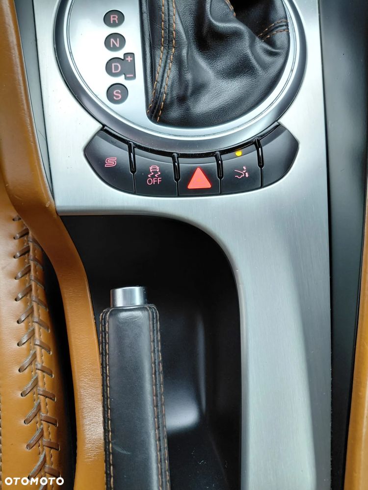 Audi TT S Coupé - 28