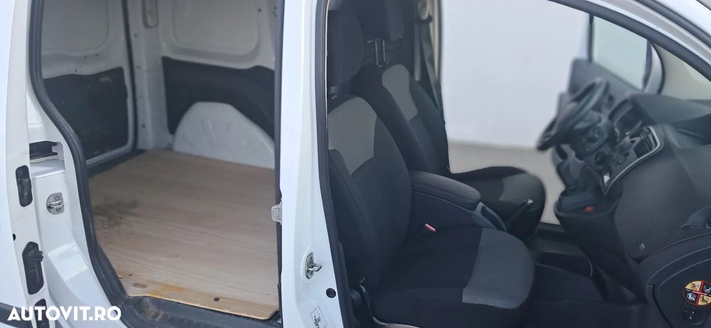 Renault Kangoo - 10
