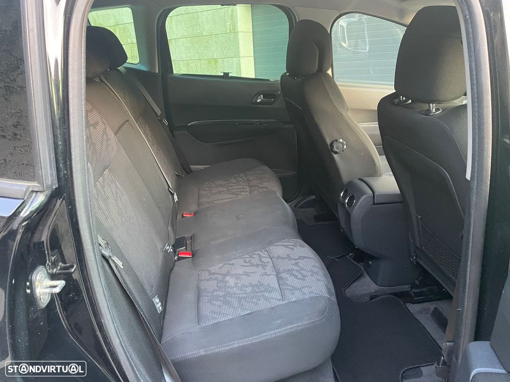 Peugeot 3008 1.6 e-HDi Allure J18 2-Tronic - 13