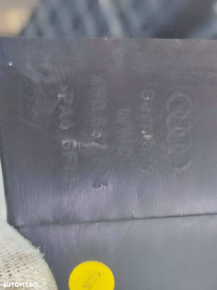 Ornament geam dreapta spate 4H0867604 Audi A8 D4/4H [2010 - 2014] 4.2 - 2