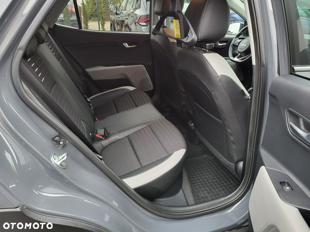 Kia Stonic 1.0 T-GDI L Business Line - 18