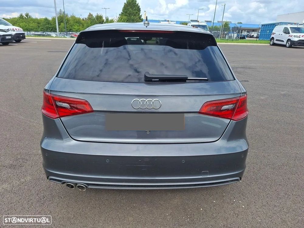 Audi A3 Sportback 2.0 TDI S-line - 8