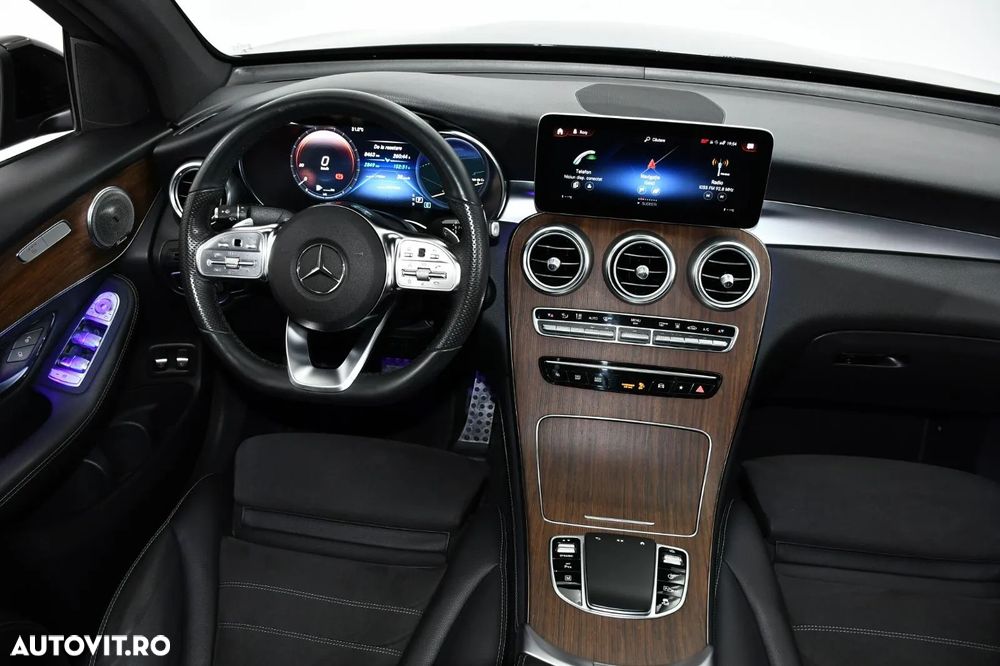 Mercedes-Benz GLC Coupe 300 e 4MATIC - 6