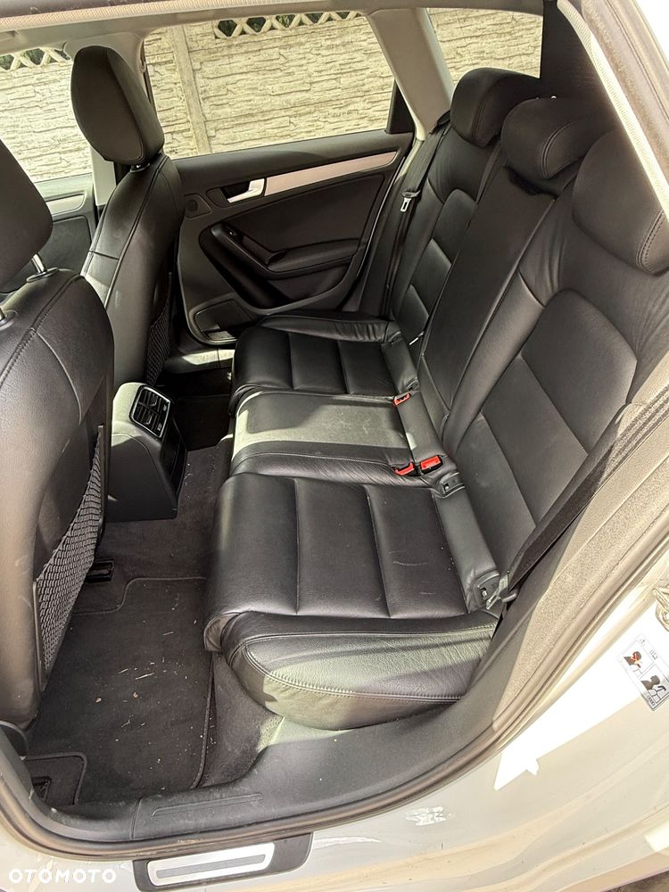 Audi A4 Avant 2.0 TDI Quattro - 12