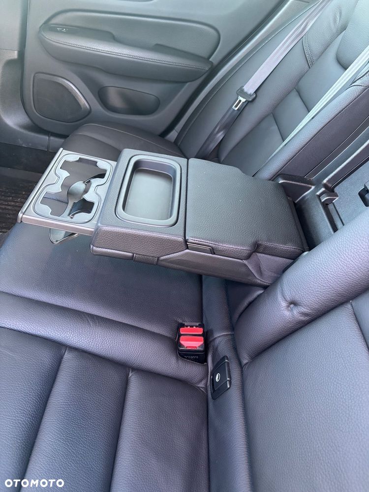 Volvo V60 Cross Country T5 AWD Geartronic - 13