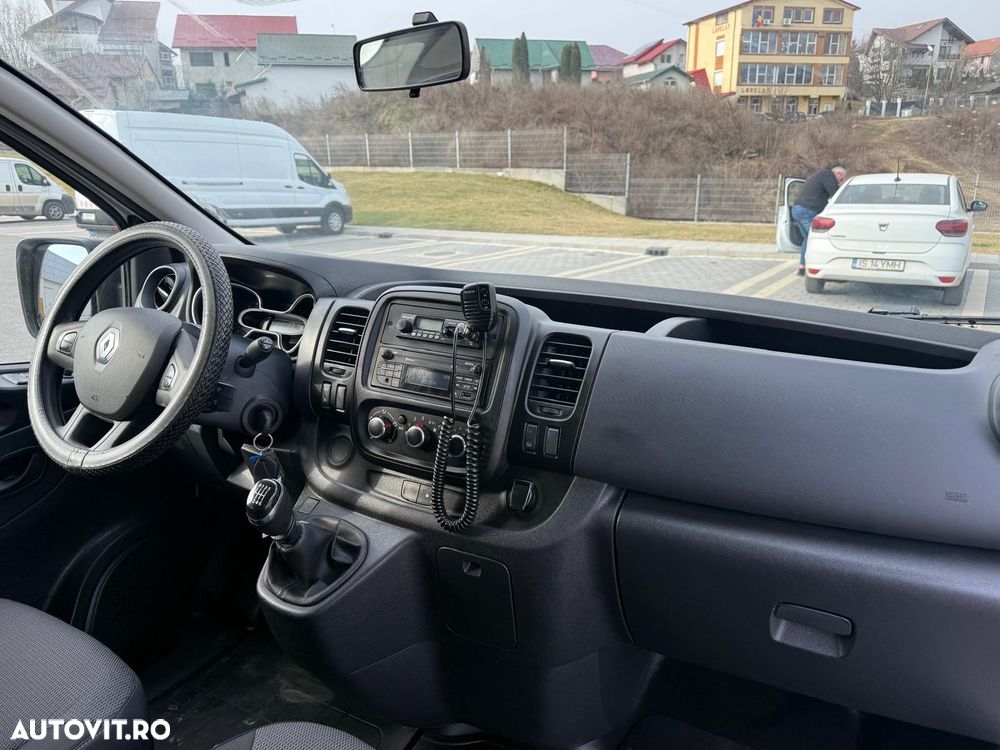 Renault Trafic 2.0 Blue dCi 120 Combi L2H1 8+1 locuri Authentique - 4