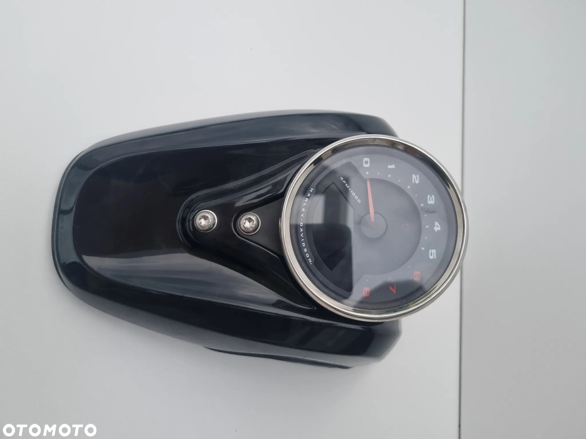 Harley Davidson Softail FXFBS Fat Bob Licznik Konsola osłona na zbiornik 70900704B - 3