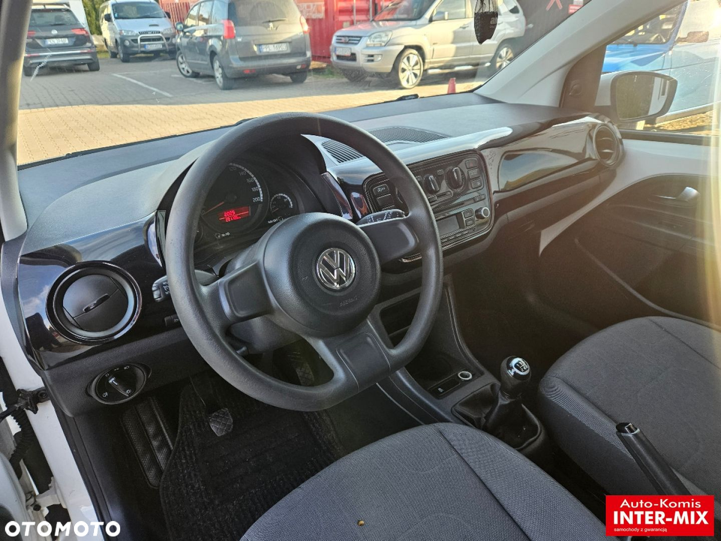 Volkswagen up! - 11