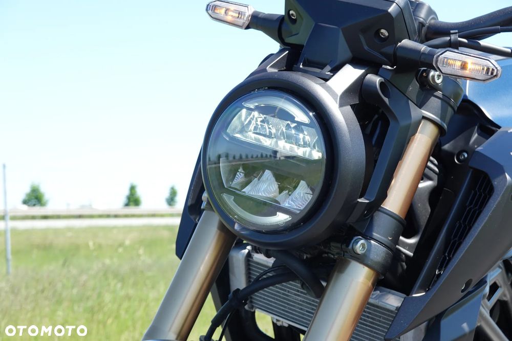 Honda CB - 9
