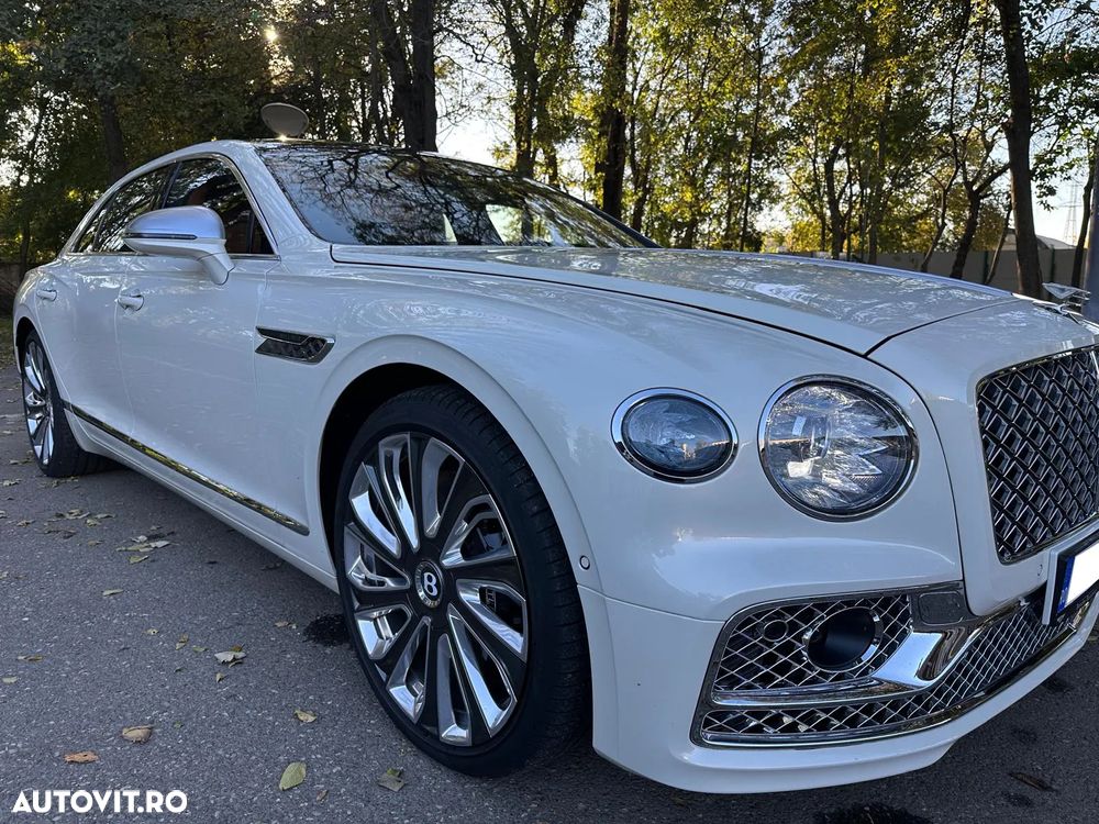 Bentley Flying Spur - 1