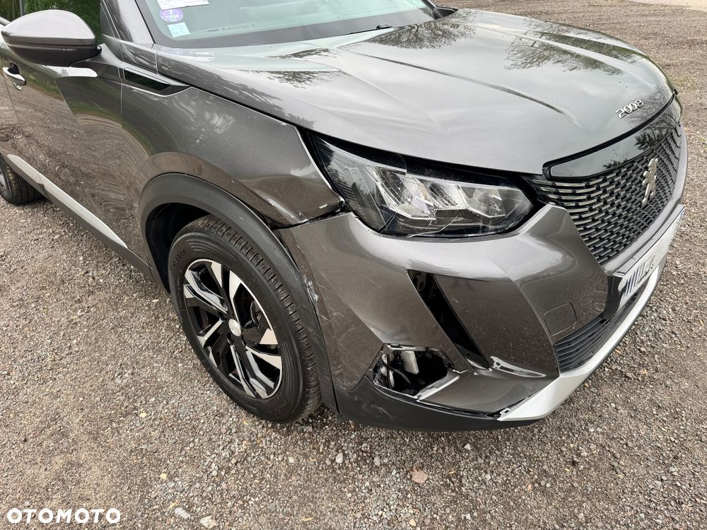 Peugeot 2008 PureTech 130 EAT8 Allure - 13