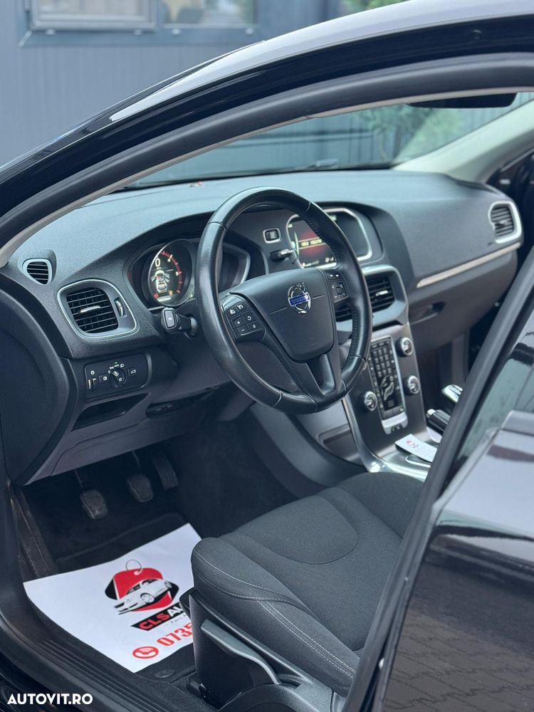 Volvo V40 D2 - 12