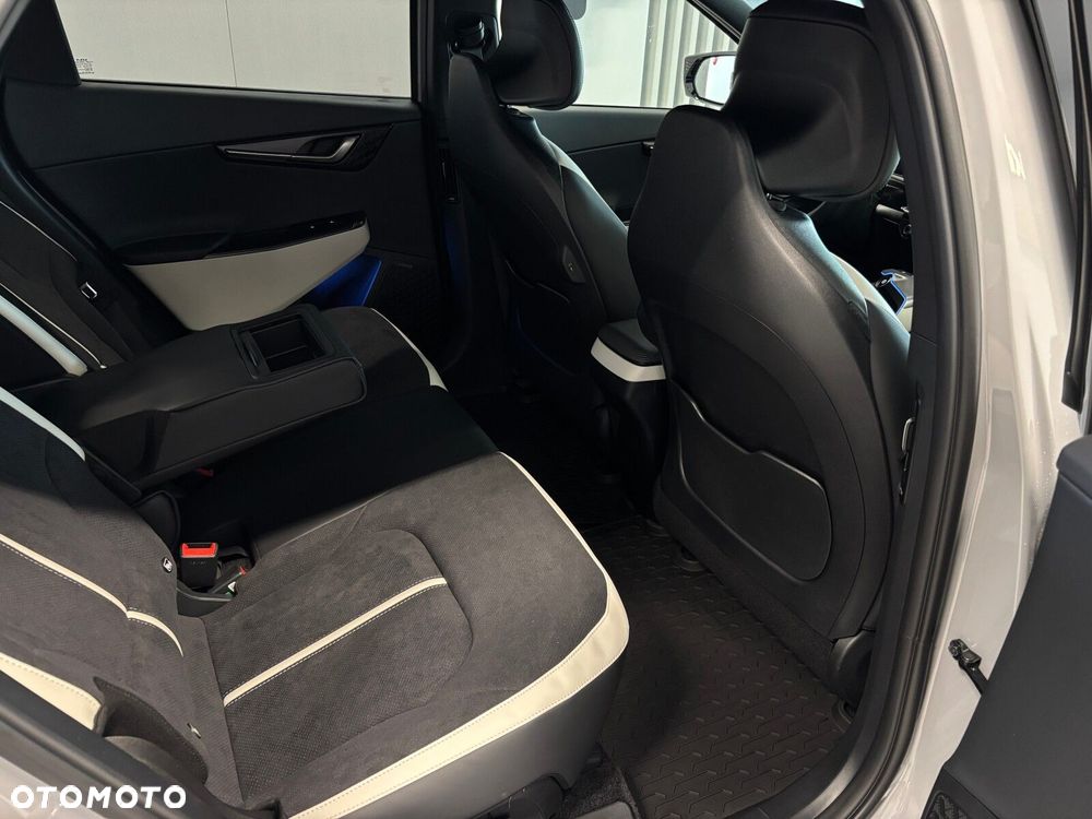 Kia EV6 - 13