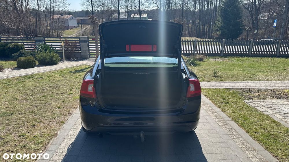 Volvo S60 D3 Geartronic Kinetic - 19