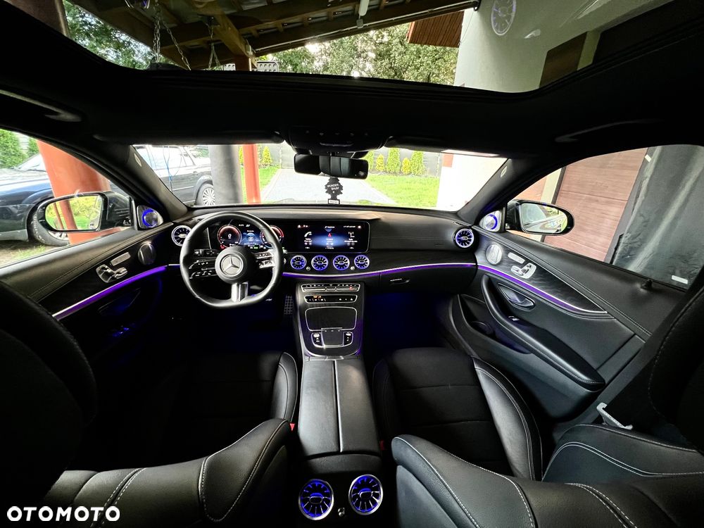 Mercedes-Benz Klasa E 300 AMG/Avantgarde - 19