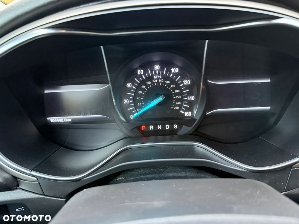 Ford Fusion 2.0 EcoBoost Titanium - 35