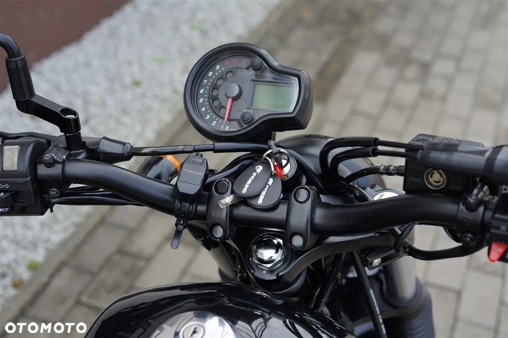 Hyosung GV - 16