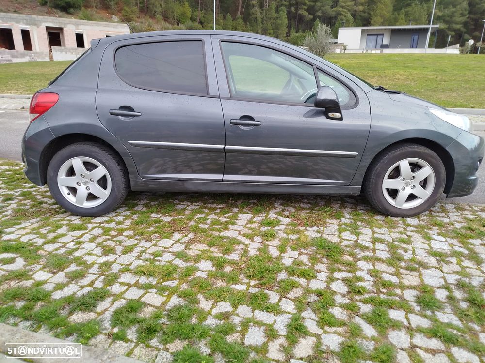 Peugeot 207 1.4 16V Sport - 18