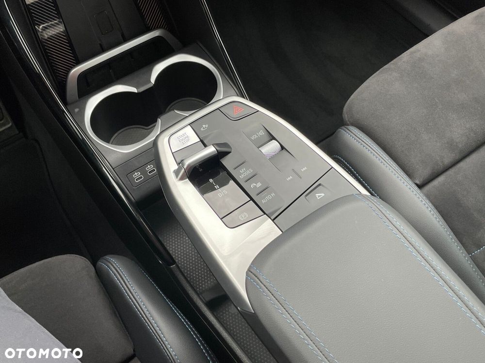 BMW X1 sDrive20i mHEV sport - 22