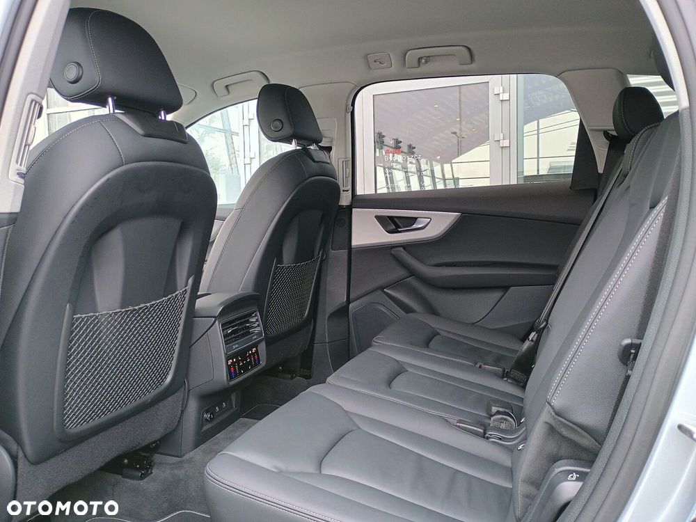 Audi Q7 - 13
