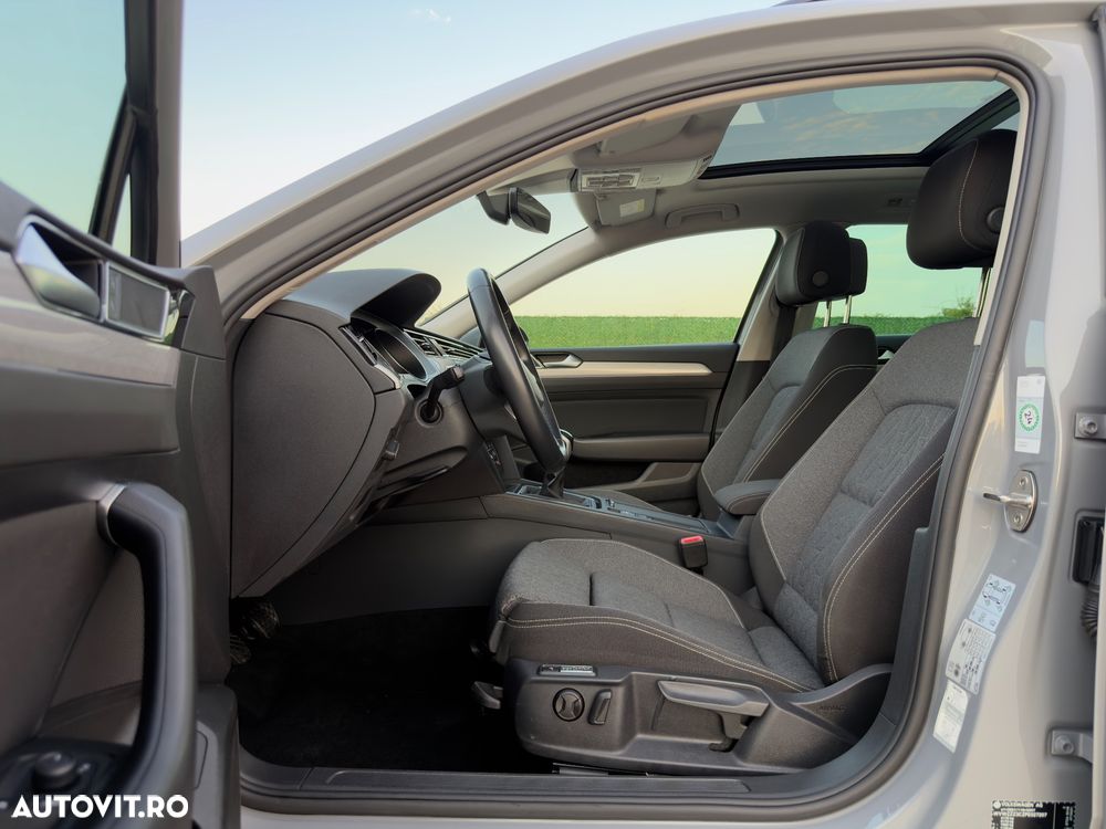 Volkswagen Passat 2.0 TDI SCR Business - 34