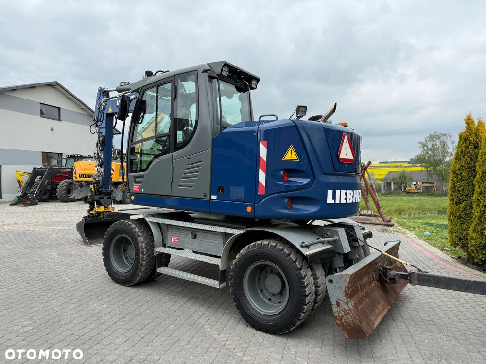 Liebherr 912 Rototilt + Szczypce - 12