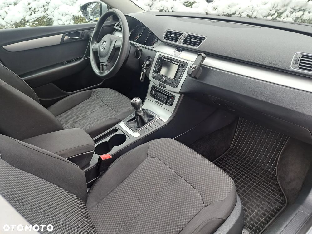 Volkswagen Passat Variant 2.0 TDI BlueMotion Technology Trendline - 8