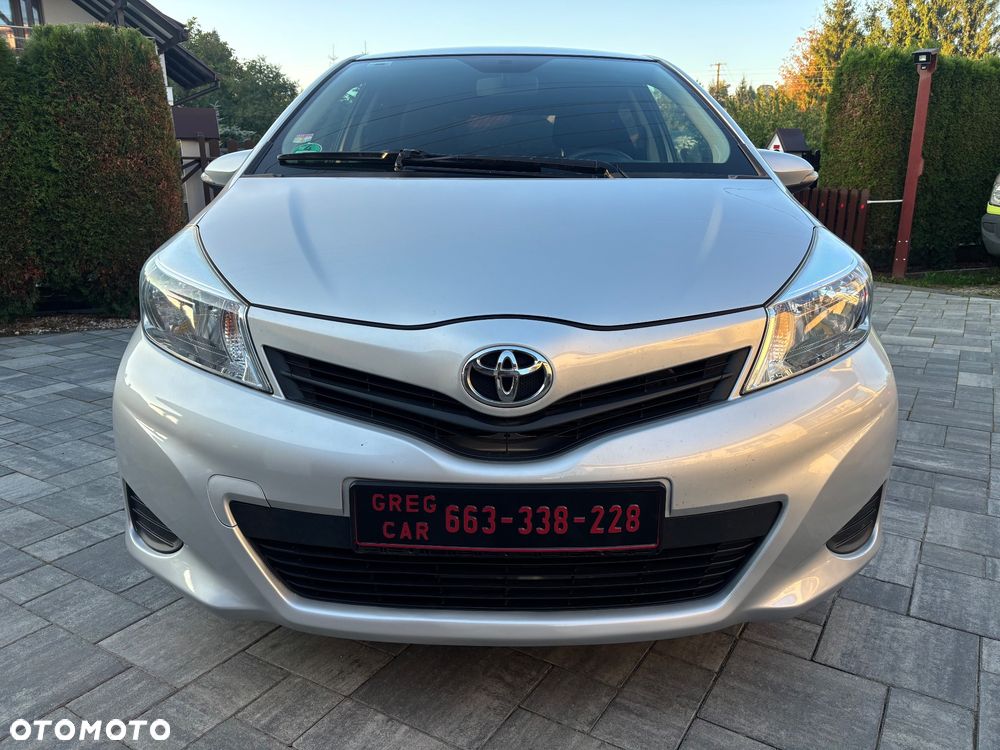 Toyota Yaris - 4