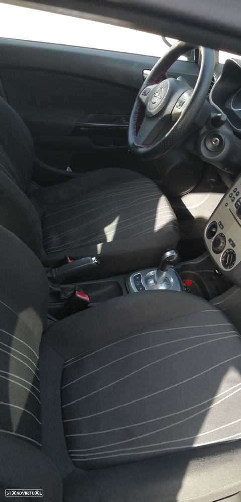 Opel Corsa 1.2 Enjoy Easytronic - 2